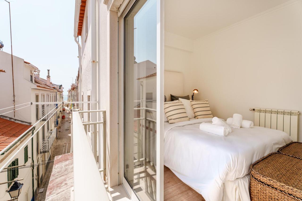 Charming Nazare Apartment-1 Minute To The Beach Buitenkant foto