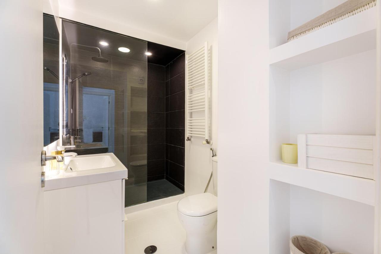Charming Nazare Apartment-1 Minute To The Beach Buitenkant foto